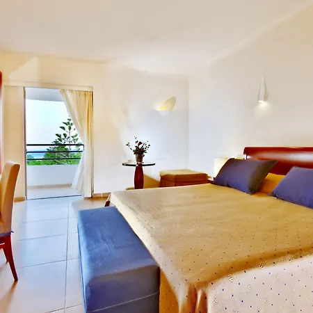 Apollonia & Resort 5*